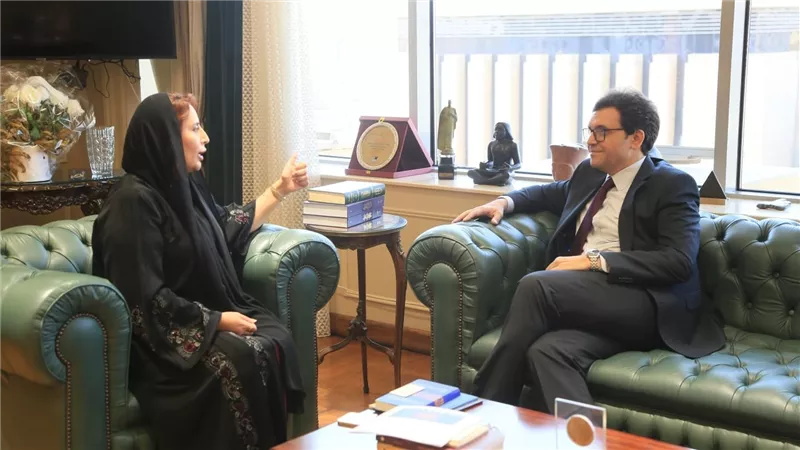 وزير الثقافة يستقبل سفيرة الإمارات لبحث سُبل تعزيز التعاون المشترك في مجالات الثقافة والفنون