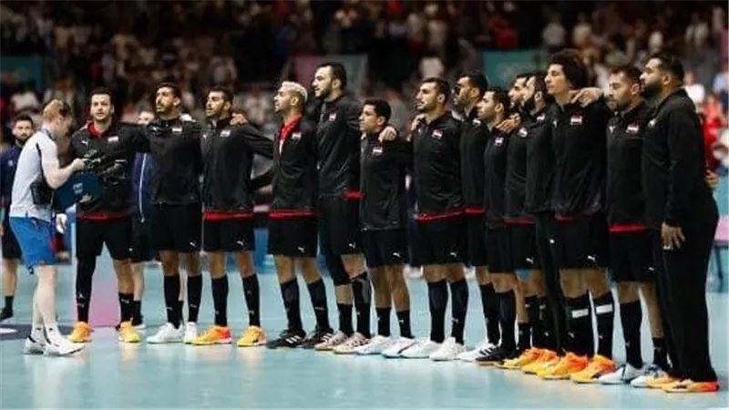 وزير الشباب والرياضة يُهنئ منتخب اليد بالتأهل إلى ربع نهائي الأولمبياد