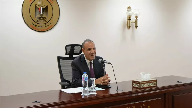 وزير الخارجية والهجرة يجتمع بسفراء مصر بالخارج 