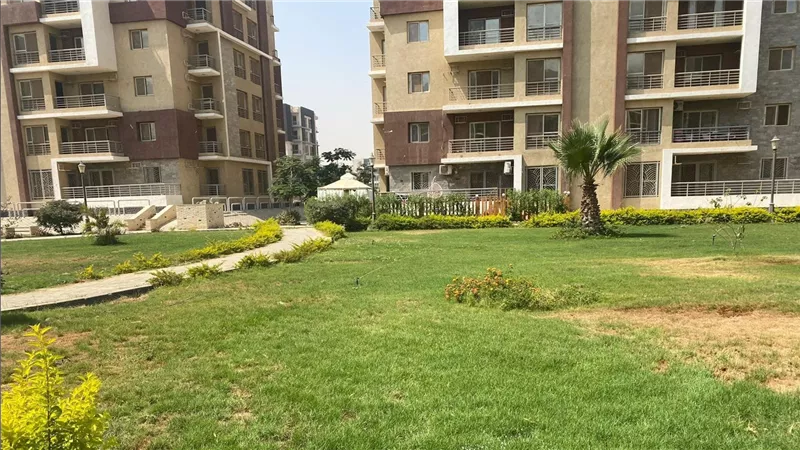 وزير الإسكان يعلن موعد تسليم وحدات مشروع جنة بمدينة القاهرة الجديدة