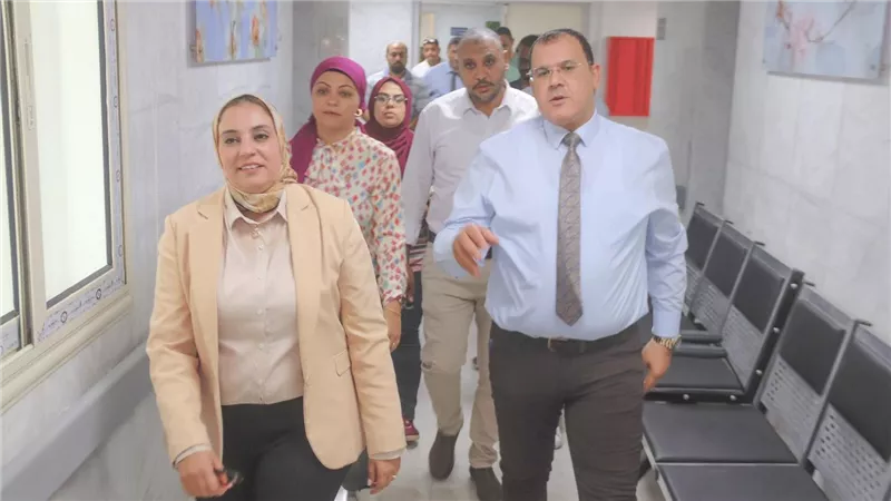 الحفناوي يتابع إستكمال أعمال فرش مستشفى الجراحات الدقيقة بالسويس