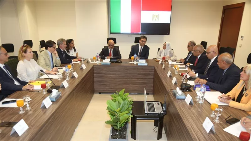 وزير الثقافة يستقبل نظيره الإيطالي في مستهل زيارته لمصر 