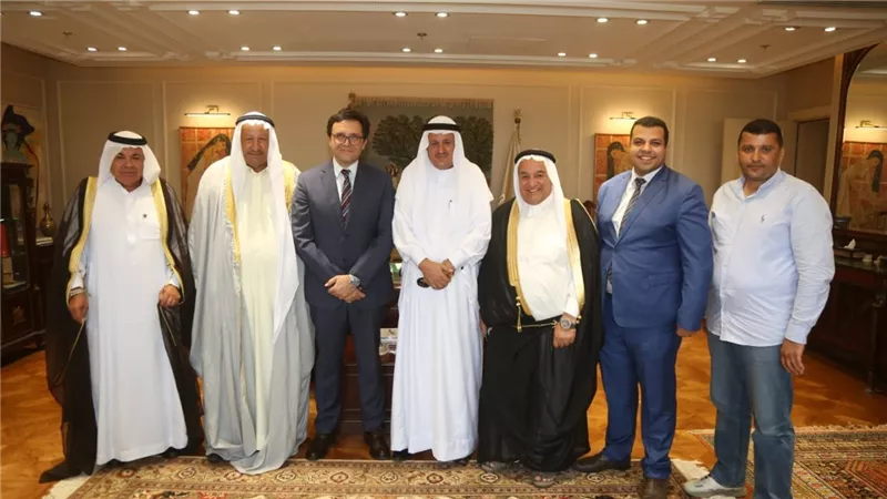 وزير الثقافة يلتقي مشايخ شمال سيناء لبحث تعزيز العمل الثقافي في المحافظة