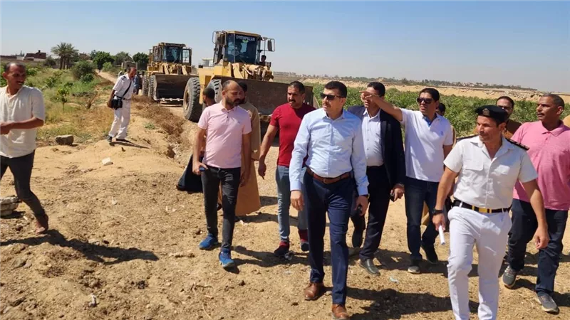 وزير الإسكان: إزالة التعديات والإشغالات الواقعة على مساحة 202 فدان بمدينة سفنكس الجديدة