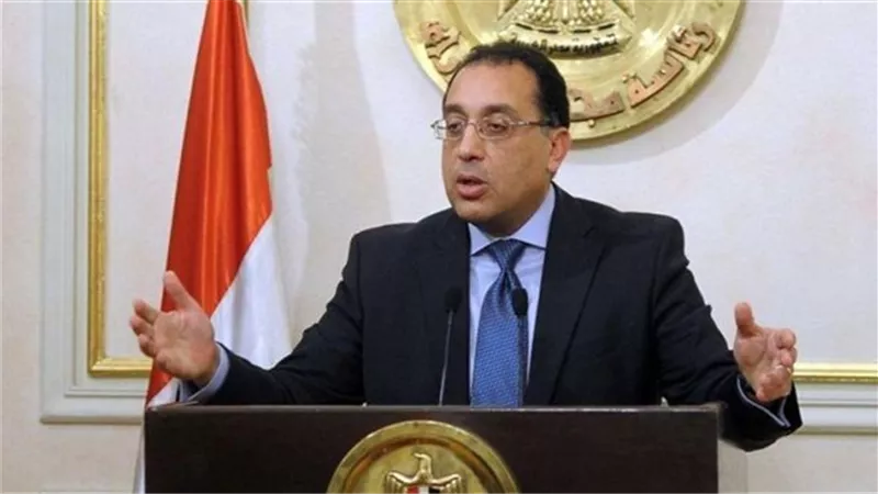 رئيس الوزراء: لا صحة لبيع المطارات 
