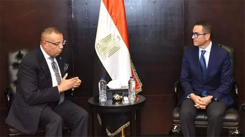 وزير الاستثمار والتجارة الخارجية يلتقى محافظ جنوب سيناء 