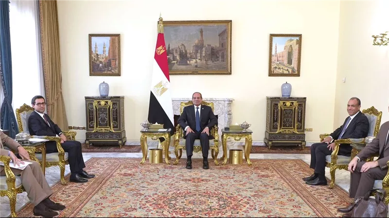 الرئيس السيسي يستقبل وزير الخارجية الفرنسي 
