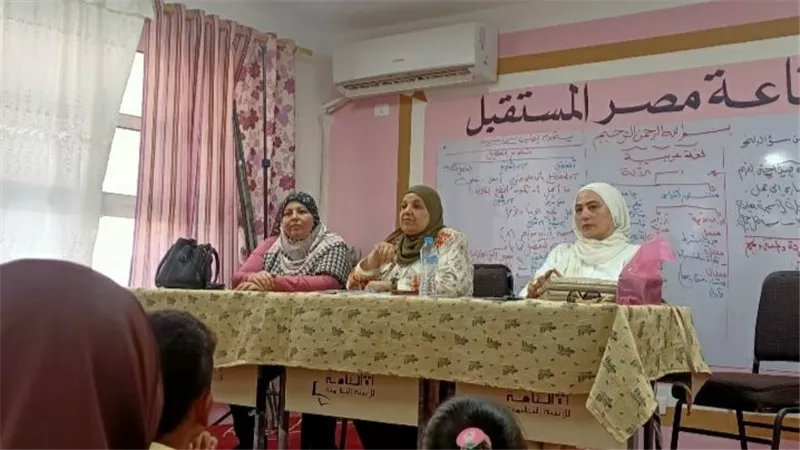 طلاب الأزهر بالسويس في زيارة للإعدادية بنات لتبادل الخبرات