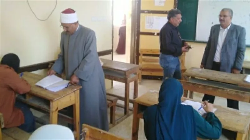 رئيس الأزهر بالسويس يتابع إمتحانات الشهادة الثانوية