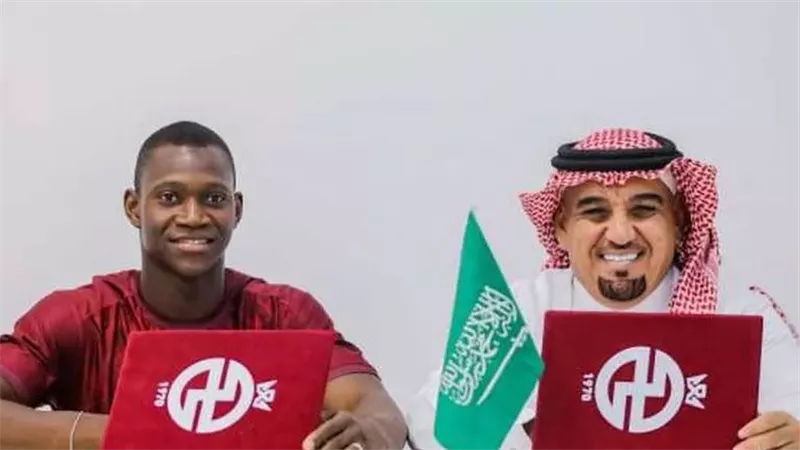أليو ديانج يقود الخلود ضد الاتحاد بأولى مبارياته في الدوري السعودي