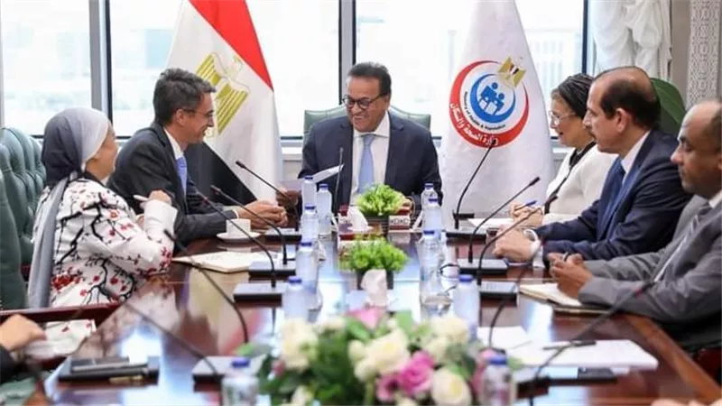نائب رئيس مجلس الوزراء وزير الصحة يستقبل وفد البنك الدولي لبحث التعاون في ملف التنمية البشرية