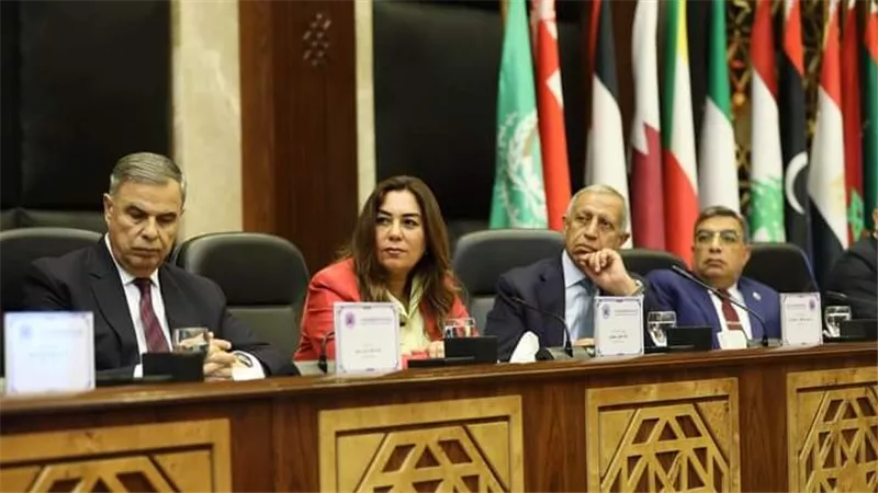 د.منال عوض : ضخ 25 مليار جنيه استثمارات محلية في مشروعات منظومة المخلفات الصلبة