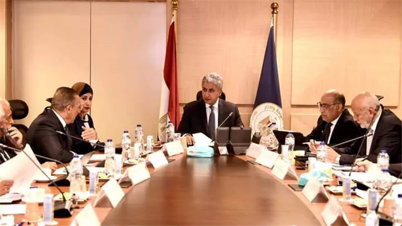 وزير السياحة والآثار يترأس الاجتماع الأول لمجلس إدارة الهيئة المصرية العامة للتنشيط السياحي