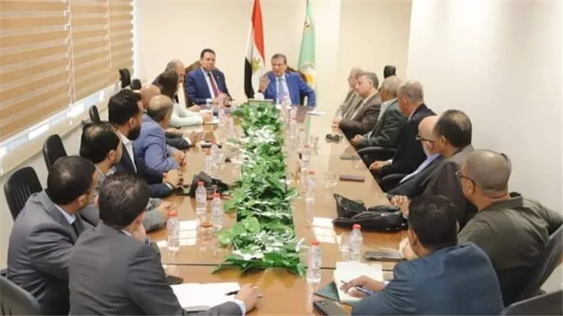 وزير الزراعة يبحث دعم وتطوير صناعة التقاوي في مصر