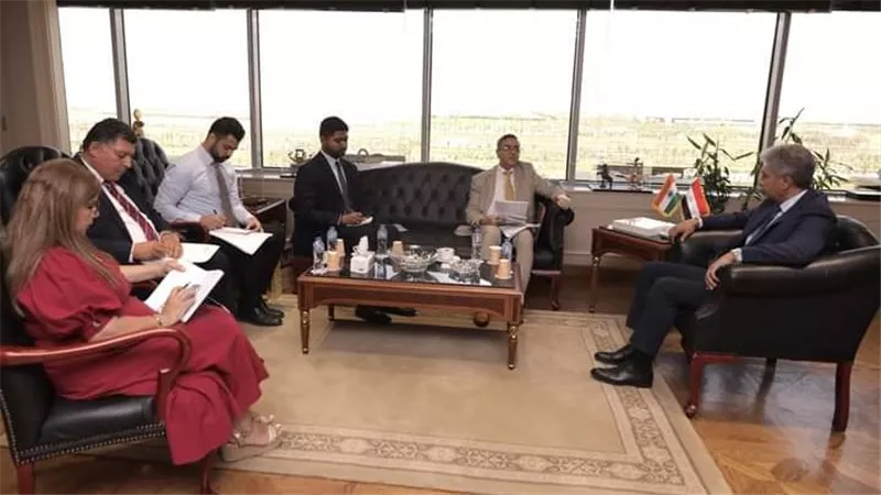  ⁠وزير السياحة والآثار يستقبل سفير الهند بالقاهرة لبحث تعزيز آليات التعاون المشترك