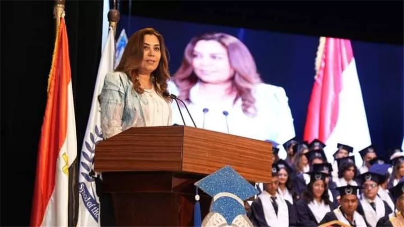 وزيرة التنمية المحلية تشارك كضيف شرف في حفل تخرج طلاب الثانوية العامة 