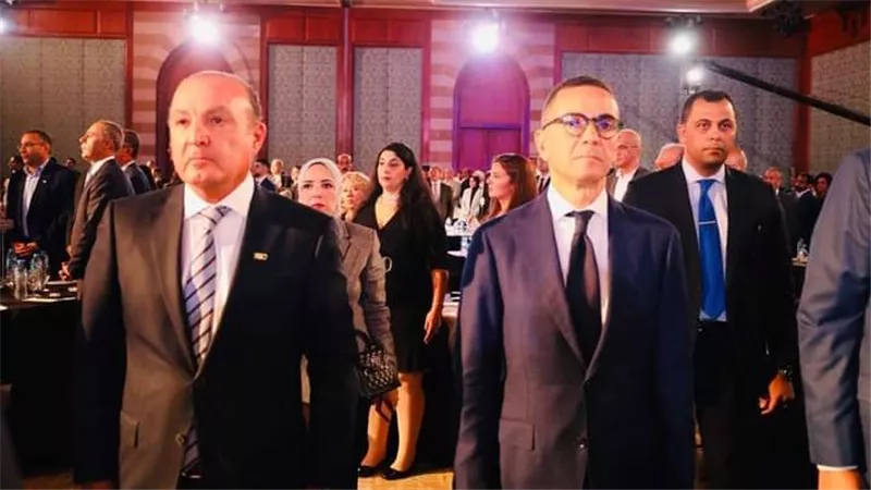 الخطيب: قطاع الصناعات الغذائية يمثل أحد أهم القطاعات الإنتاجية والتصديرية بالاقتصاد القومي
