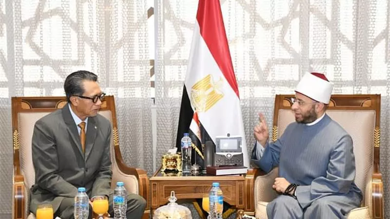وزير الأوقاف يستقبل سفير إندونيسيا بالقاهرة ويبحثان التعاون المشترك