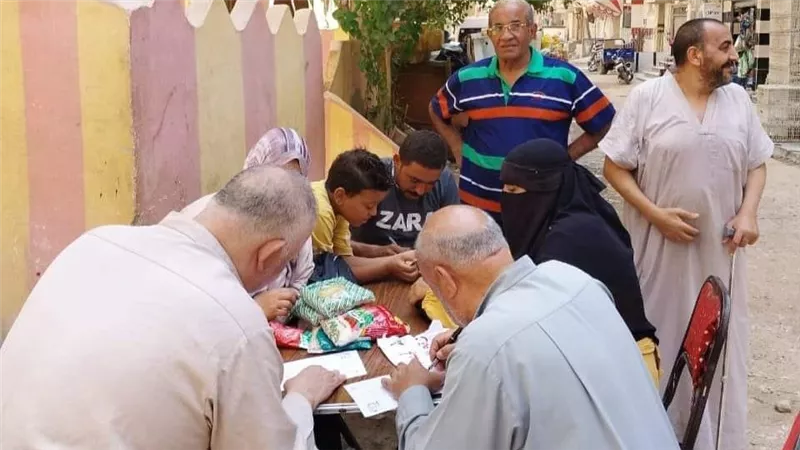 جمعية شباب الفاروق عمر تستضيف قافلة إعلامية لتعليم الكبار بالسويس