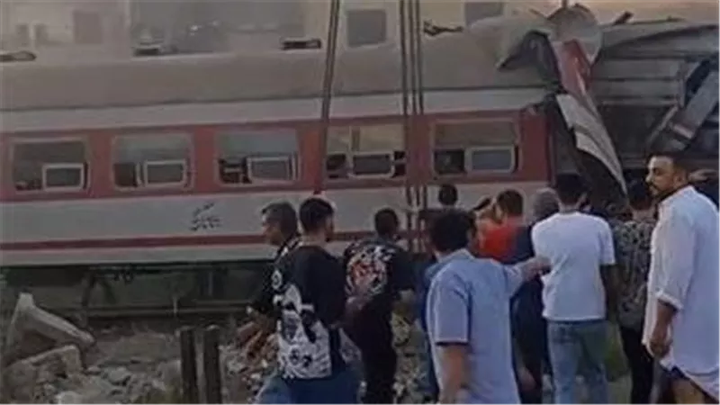 وزيرة التضامن تتابع حادث تصادم قطارى الشرقية وتوجه بتقديم أوجه الدعم اللازمة