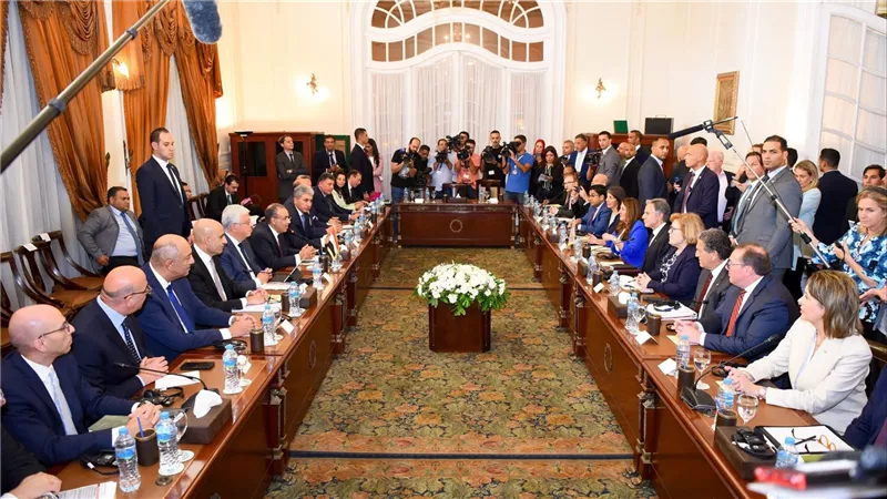وزير الخارجية يستقبل وزير الخارجية الأمريكي ويعلنان عن إطلاق جولة جديدة من الحوار الاستراتيجي بين البلدين