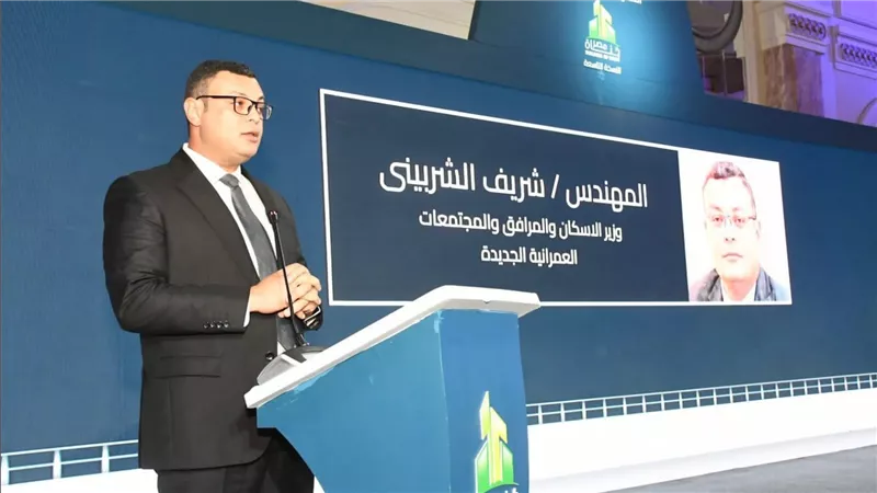 وزير الإسكان: بتوجيهات الرئيس السيسى أخذت مصر على عاتقها قضايا التنمية العمرانية كأحد الأولويات الوطنية