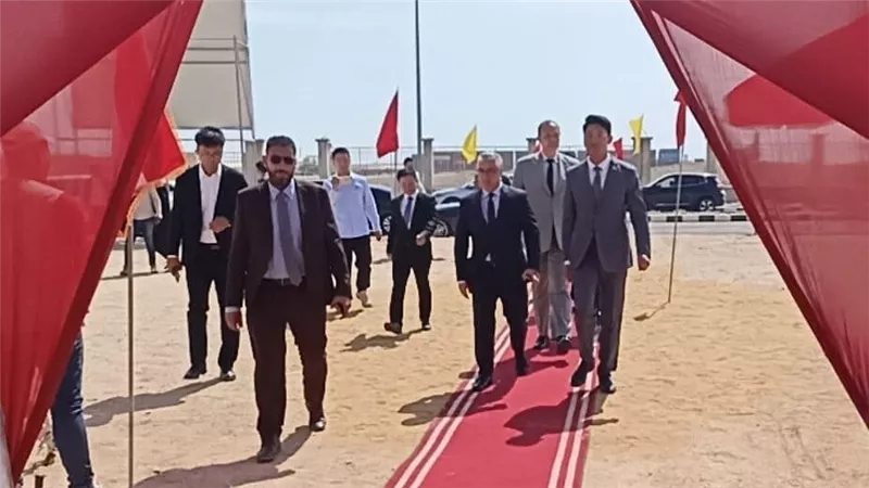 رئيس اقتصادية قناة السويس يشهد وضع حجر أساس مصنع كيميدي مصر للكيماويات بالمنطقة الصناعية بالسخنة