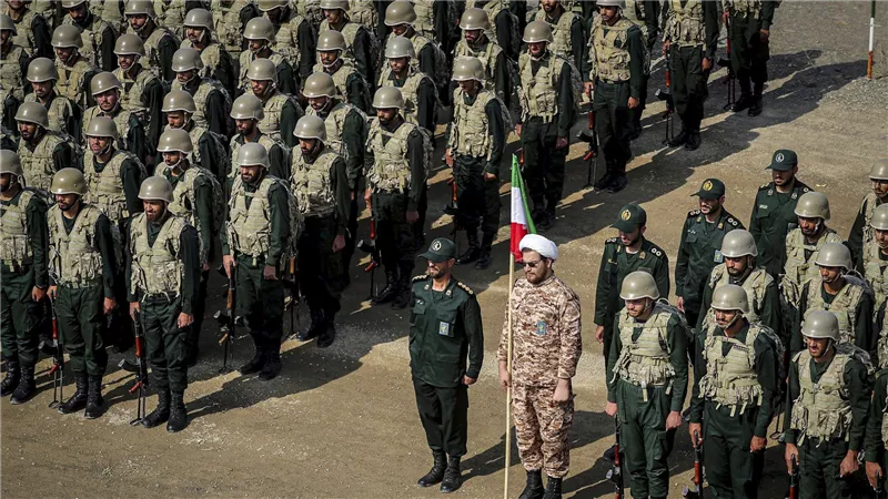 الحرس الثورى الإيرانى يعلن تفكيك خلية تجسس مرتبطة بإسرائيل ويعقتل 12 شخصا