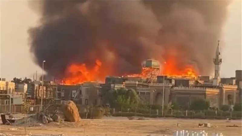 مبنى من طابقين.. حريق هائل داخل مدينة الإنتاج الإعلامى