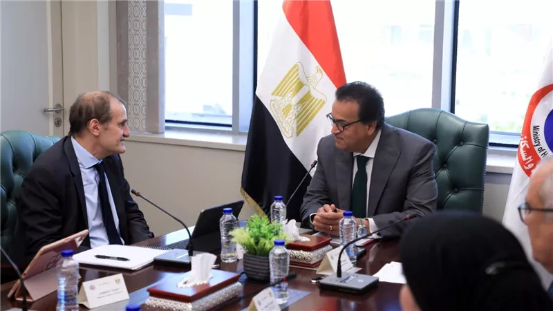 نائب رئيس مجلس الوزراء وزير الصحة والسكان يستقبل وفد البنك الدولي لمناقشة سبل التعاون