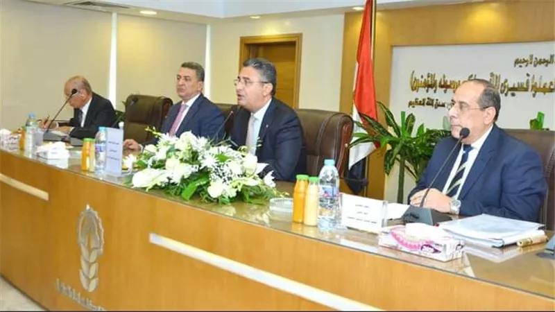 وزير التموين يترأس اجتماع مجلس إدارة 