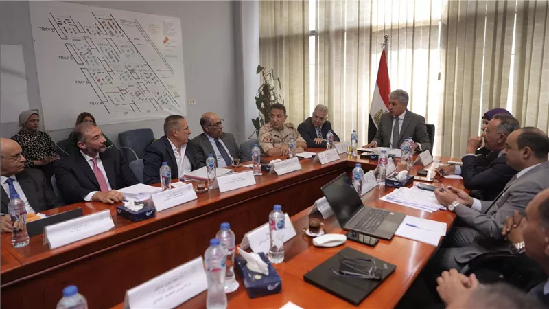 وزير السياحة والآثار يترأس الاجتماع الأول لمجلس إدارة هيئة المتحف المصري الكبير