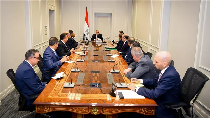 وزير الخارجية يجتمع مع القيادات الجديدة لوزارة الخارجية والهجرة وشئون المصريين بالخارج