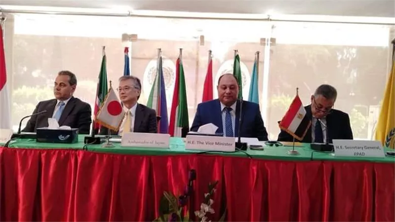 الزراعة تحتفل بتخريج 15 مبعوثا من 12 دولة افريقية  حول 