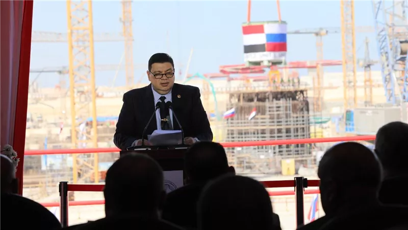 الوكيل يعلن نجاح تركيب مصيدة قلب المفاعل للوحدة النووية الثالثة بمحطة الضبعة النووية في ذكرى النصر