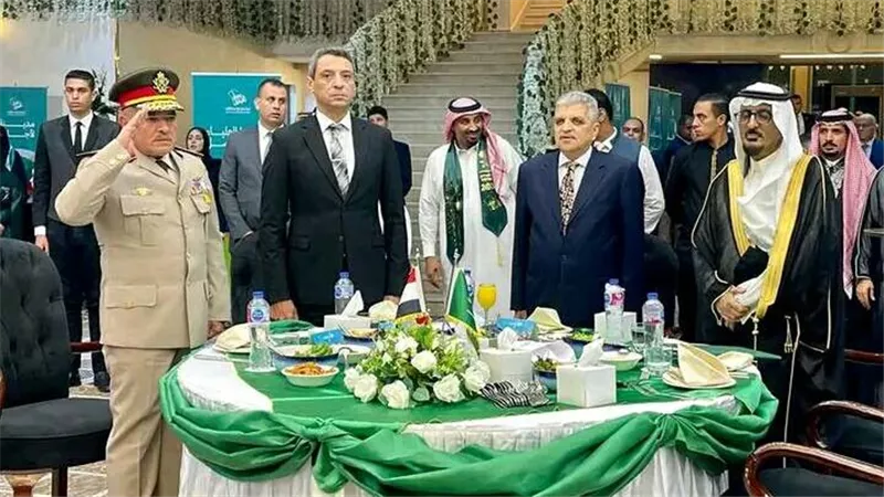 قادة السويس يشاركون القنصلية السعودية الاحتفال باليوم الوطني الـ٩٤