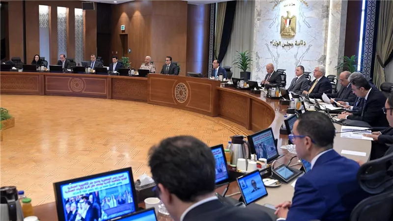 رئيس الوزراء: الرئيس بعث رسائل طمأنينة تؤكد قوة وقدرة الدولة المصرية على حماية حدودها ومقدراتها