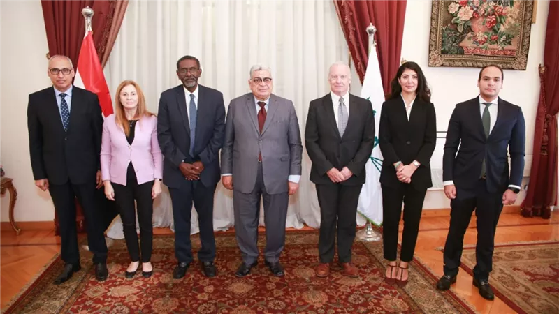 رئيس مجلس الدولة يبحث مع المدير الإقليمى لمجموعة البنك الدولى سبل التعاون