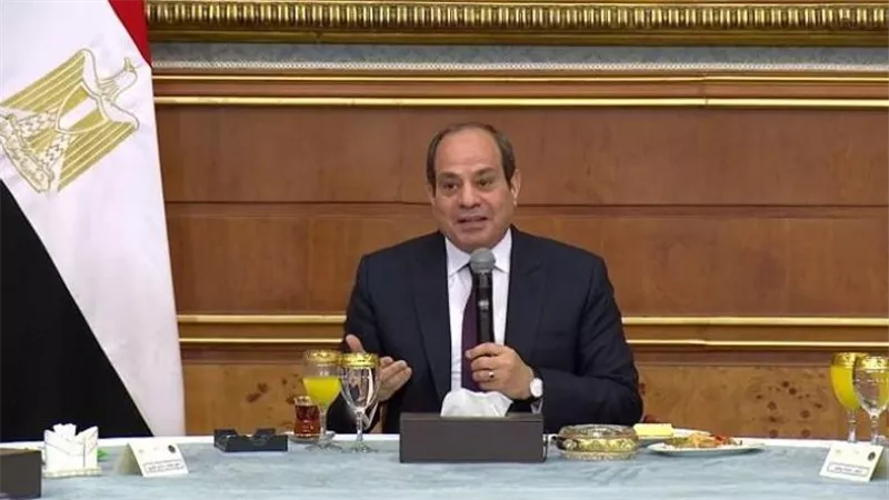 الرئيس السيسي: لازم نصنع كتير من المنتجات اللى بنستوردها حتى نتجاوز تحدى الدولار