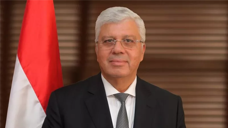 وزير التعليم العالى يُغادر إلى باريس للمُشاركة في الدورة (٢٢٠) للمجلس التنفيذي لليونسكو
