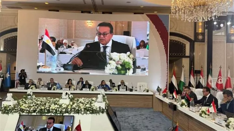 وزير الصحة يؤكد ضرورة الشراكة الفعالة وتعزيز التعاون الإقليمي لمواجهة التحديات الصحية