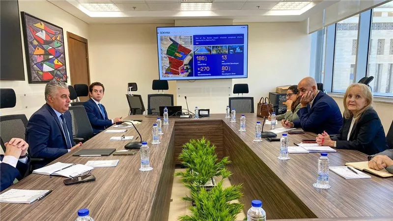 رئيس اقتصادية قناة السويس يستقبل وفد البنك الأوروبي EBRD لمناقشة أوجه التعاون في المجالات ذات الاهتمام المشترك