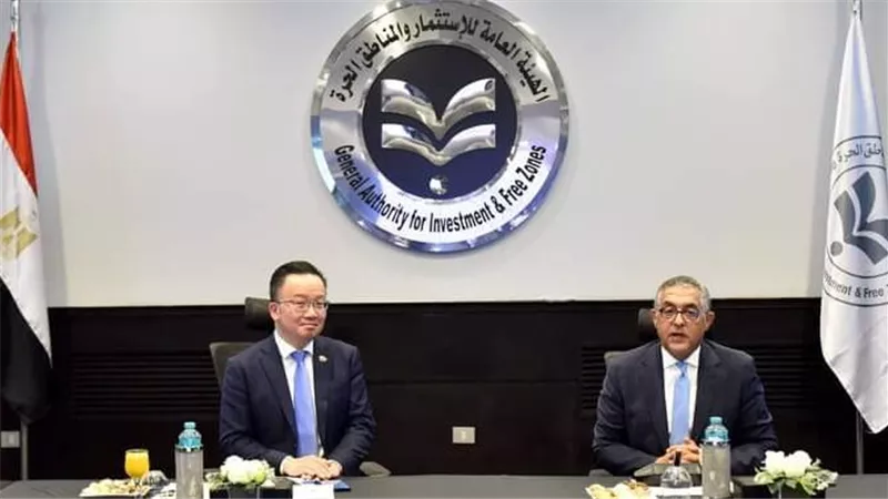 الهيئة العامة للاستثمار والمناطق الحرة تستقبل وفد اقتصادي من هونج كونج لبحث فرص الاستثمار 