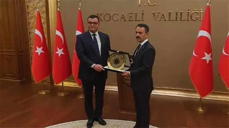 وزير الإسكان يبحث مع محافظ كوجالى التركية سبل وفرص التعاون 