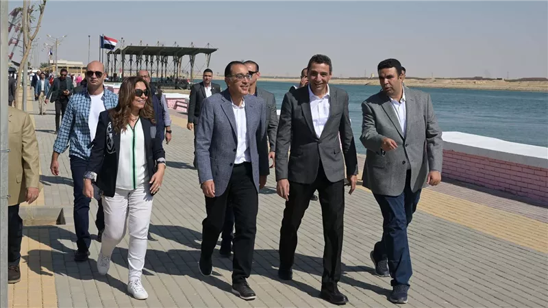 رئيس الوزراء يختتم جولته بالسويس بافتتاح 