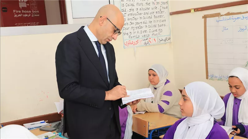 وزير التربية والتعليم يجري جولة تفقدية مفاجئة لعدد من المدارس بمحافظة البحيرة لمتابعة انتظام العام الدراسى 