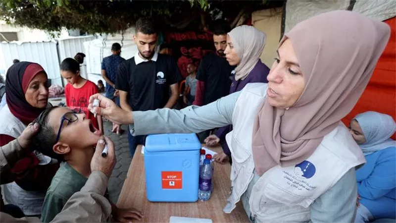 الصحة العالمية: القصف المكثف تسبب فى تأجيل حملة تطعيم شلل الأطفال فى غزة