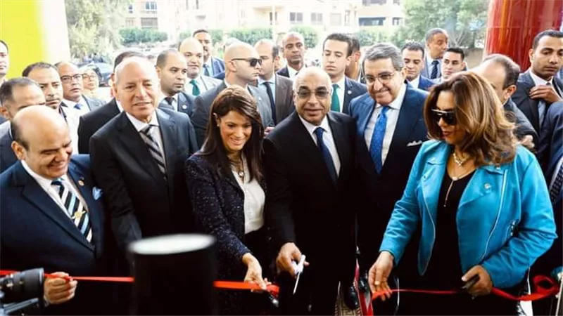 وزراء التخطيط والتنمية المحلية والعدل ومحافظ القاهرة يفتتحون 