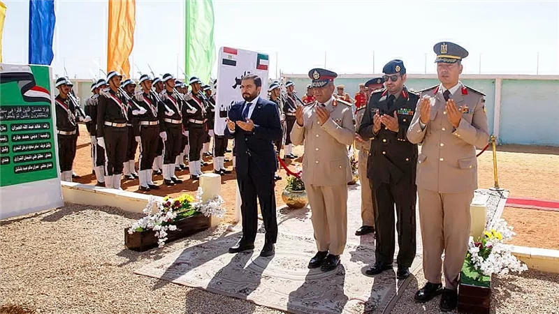 القوات المسلحة تنظم زيارة لوفد من السفارة الكويتية بالقاهرة لمقابر شهداء دولة الكويت خلال حرب أكتوبر بالجيش الثالث الميدانى