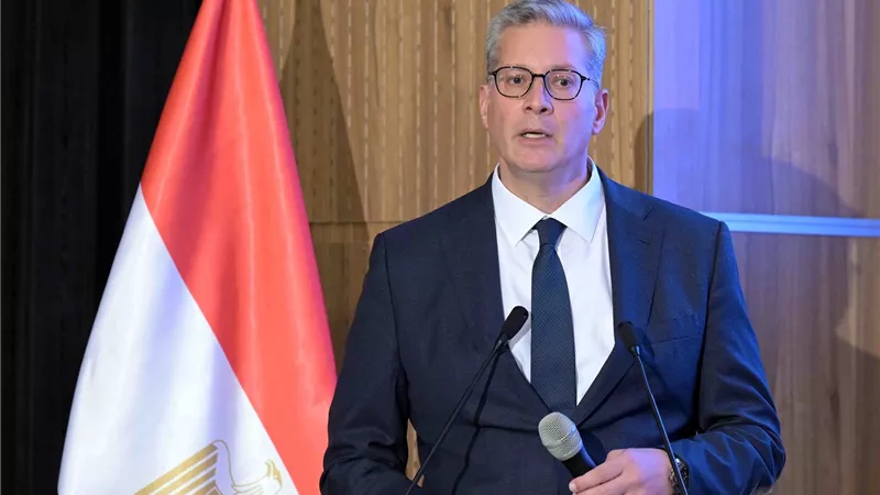 وزير البترول والثروة المعدنية يستعرض أهم محاور عمل الوزارة في المرحلة الحالية